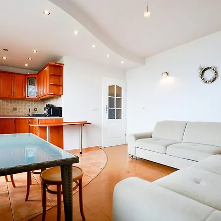 Slavia By Baltic Apartmán